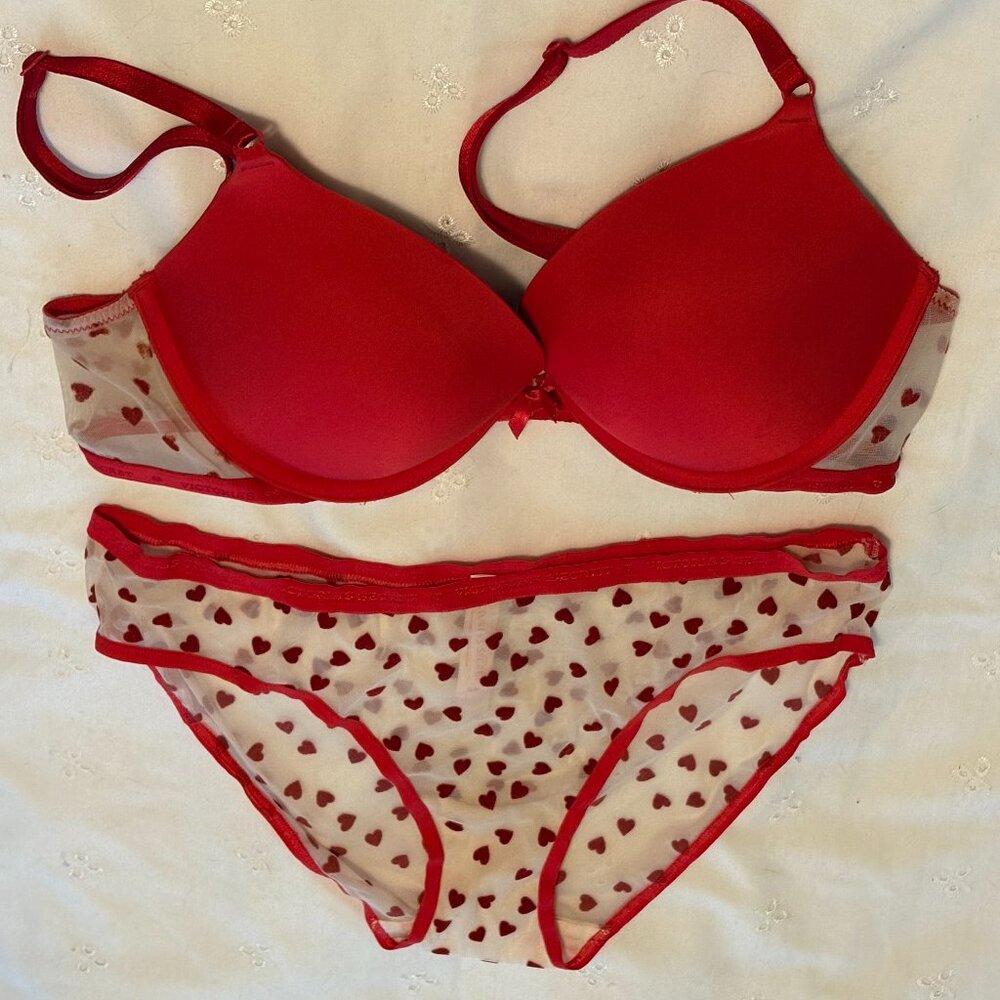 Set Victoria's Secret Bombshell Valentines Hearts sz M Bikini Pushup Bra 36B